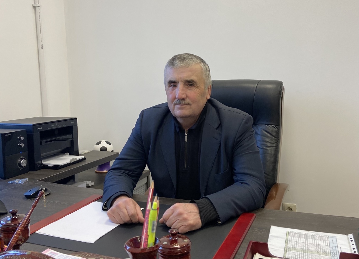 Директор Магарской СОШ Омар Муртазалиев призывает пройти вакцинацию