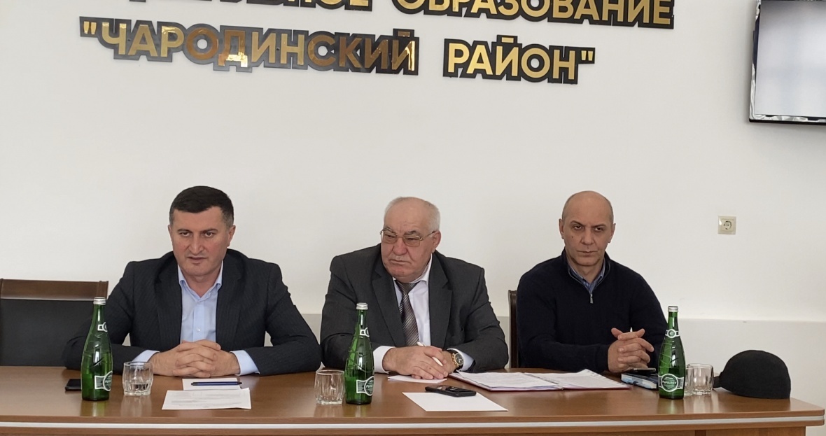 В администрации района состоялось заседание 15 сессии Собрания депутатов Чародинского района 7-го созыва