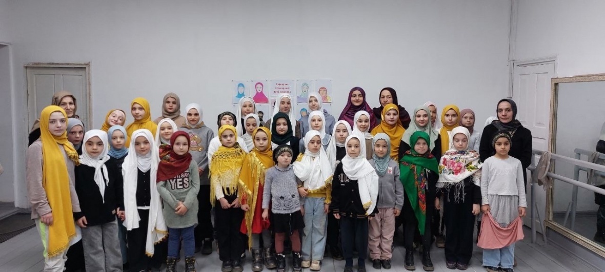 В Центре дополнительного образования детей провели акцию "День Хиджаба"