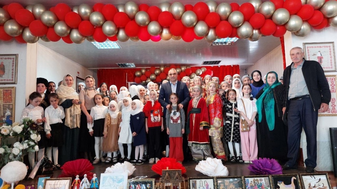 В селе Тлярош  прошел отчетный концерт детских творческих коллективов ЦДОД Чародинского района