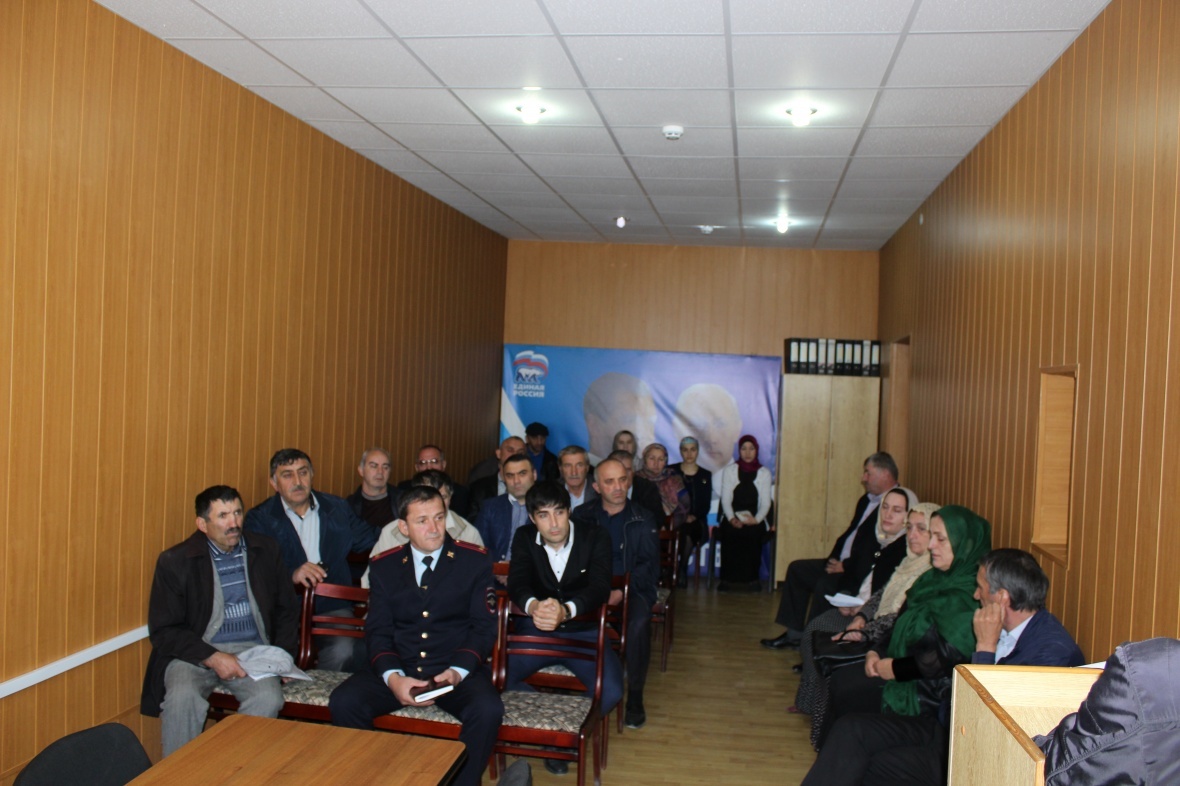 11 октября в зале заседаний администрации МО «Чародинский район» состоялось очередное плановое совещание