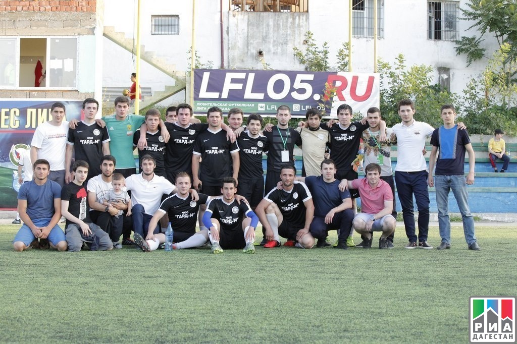 Команды «Штурм» и «Чарода» вышли в Премьер-лигу ЛФЛ Дагестана