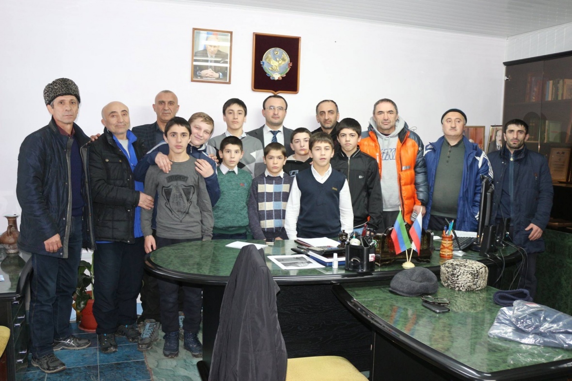 25 декабря в администрации МО "Чародинский район" состоялось чествование спортсменов школьного возраста