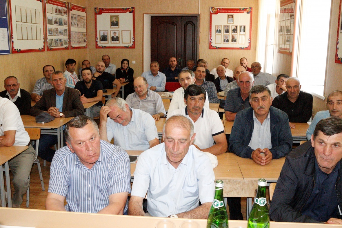 11 июля в Чародинском районе состоялась сессия Собрания депутатов