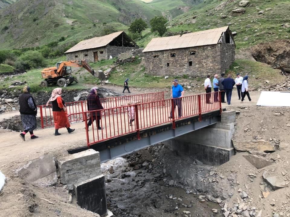 Открыли новый мост в местности «Ахинуб» на автодороге Гилиб-Ритляб